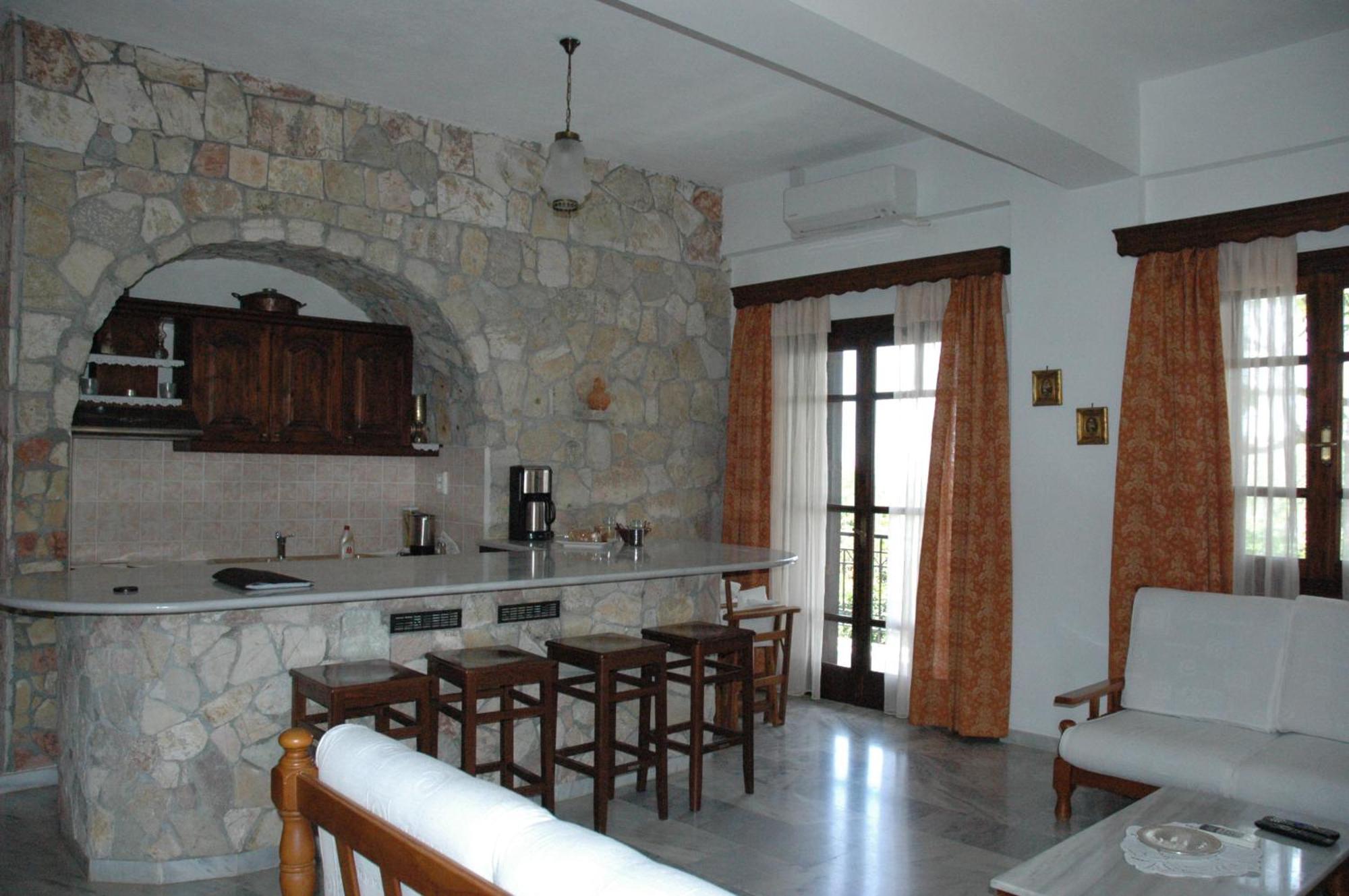 Villa Petra Kalamaki  Quarto foto